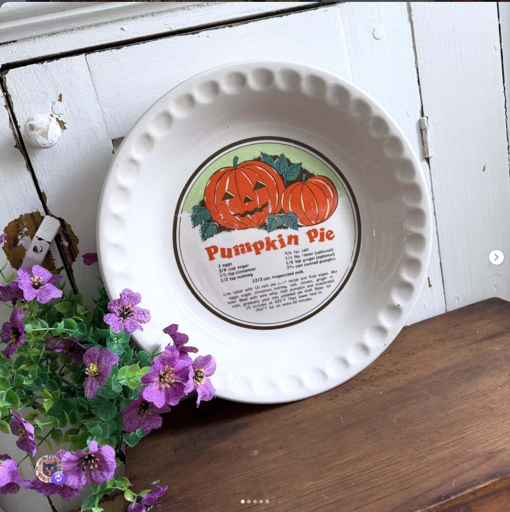 Vintage Ceramic Sunnycraft Pumpkin Pie Plate Thanksgiving Dinner Dessert Crimped